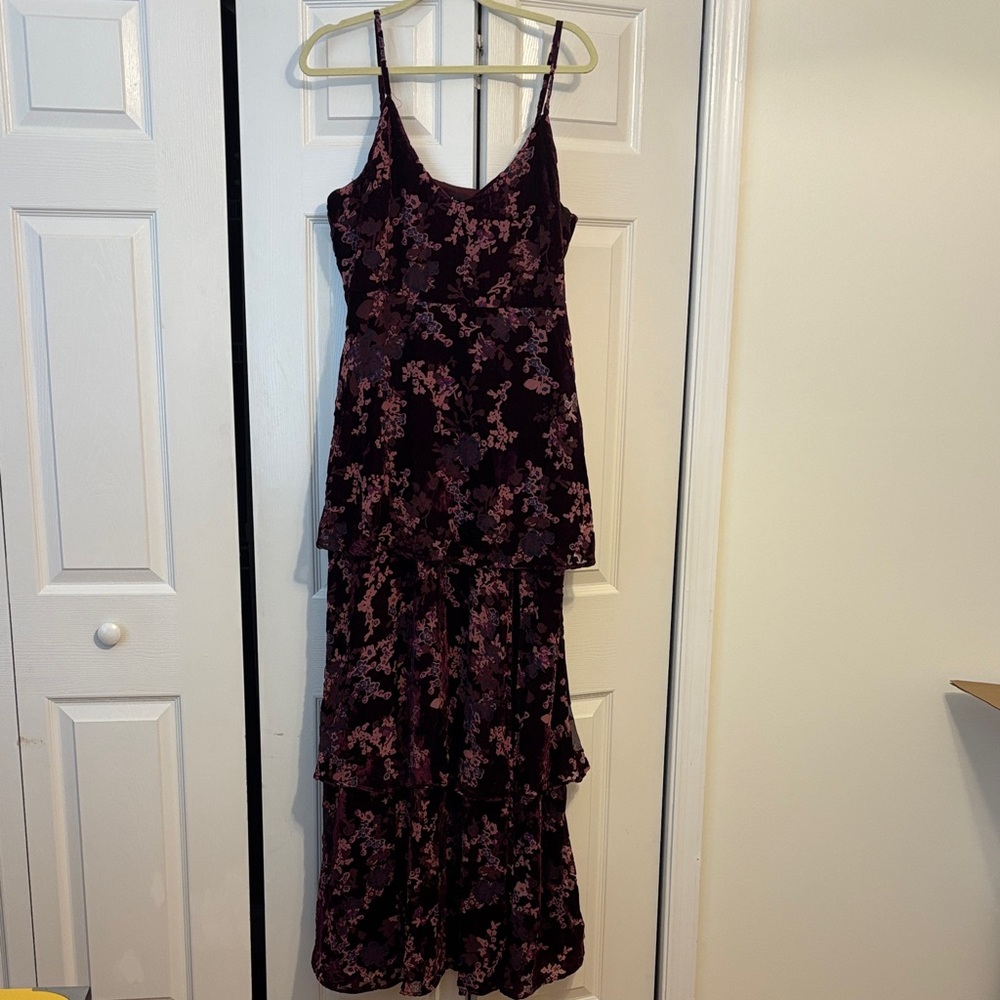 Lulu’s Floral Maxi Velvet Dress